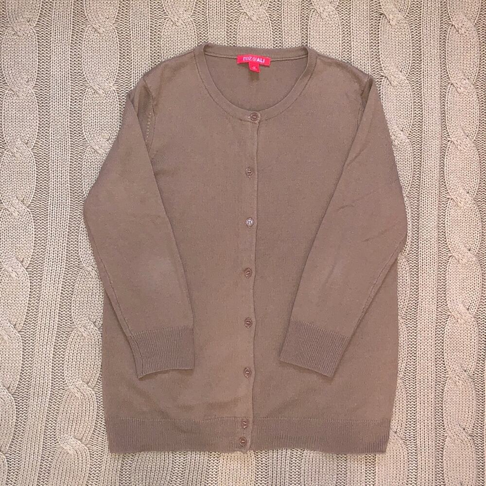 Roz‎ & Ali button down sweater